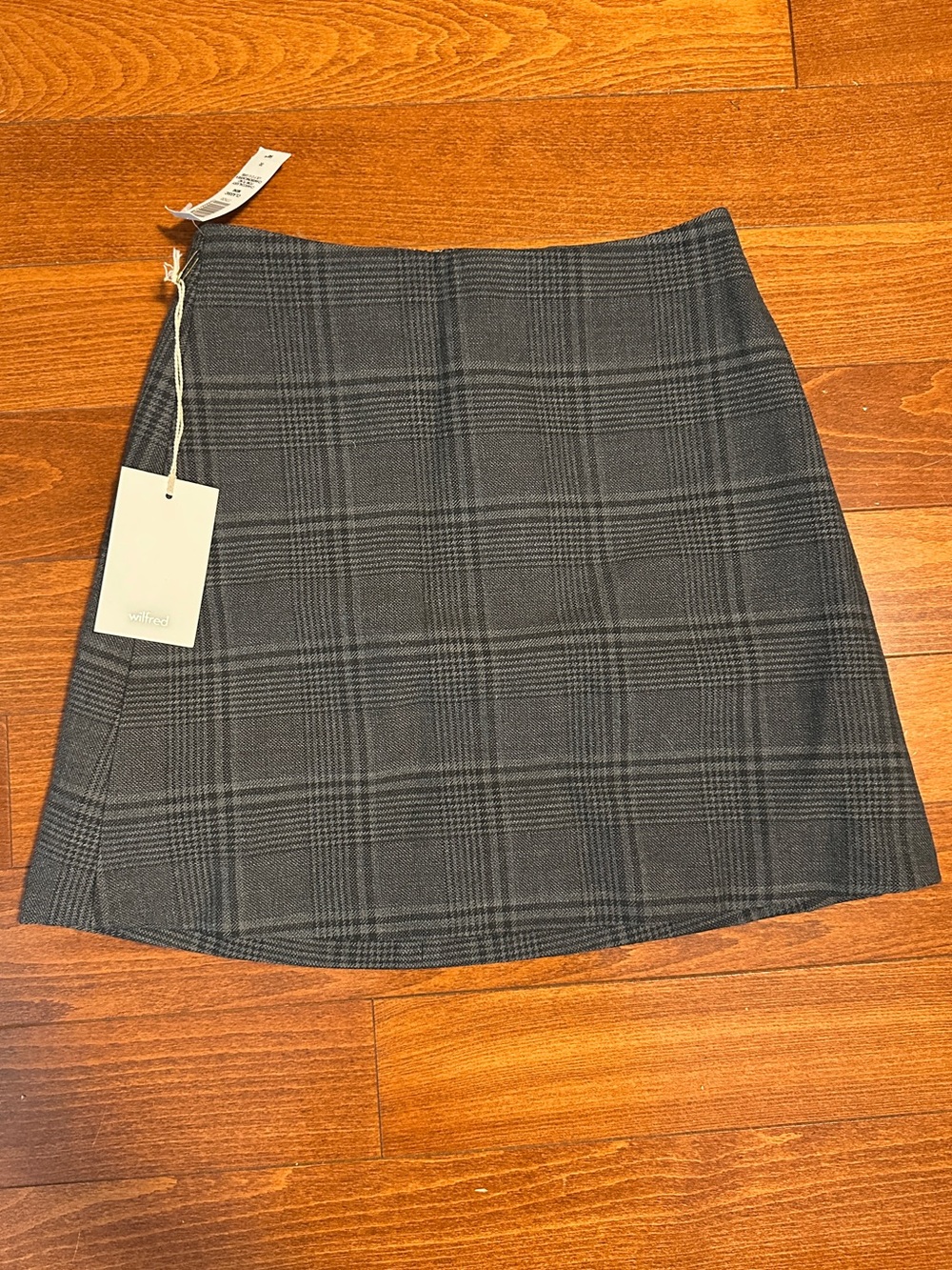 Wilfred Classic Mini Skirt in Charcoal Grey Check Plaid